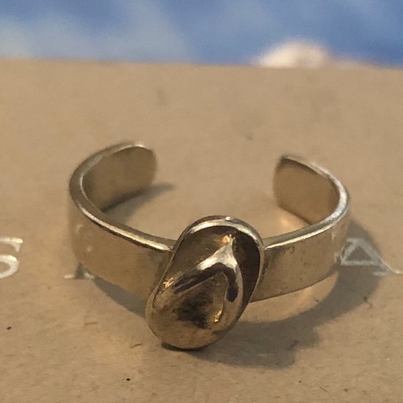 Silpada Sterling Silver Flip Flop Toe Ring O1730 - Picture 4 of 10